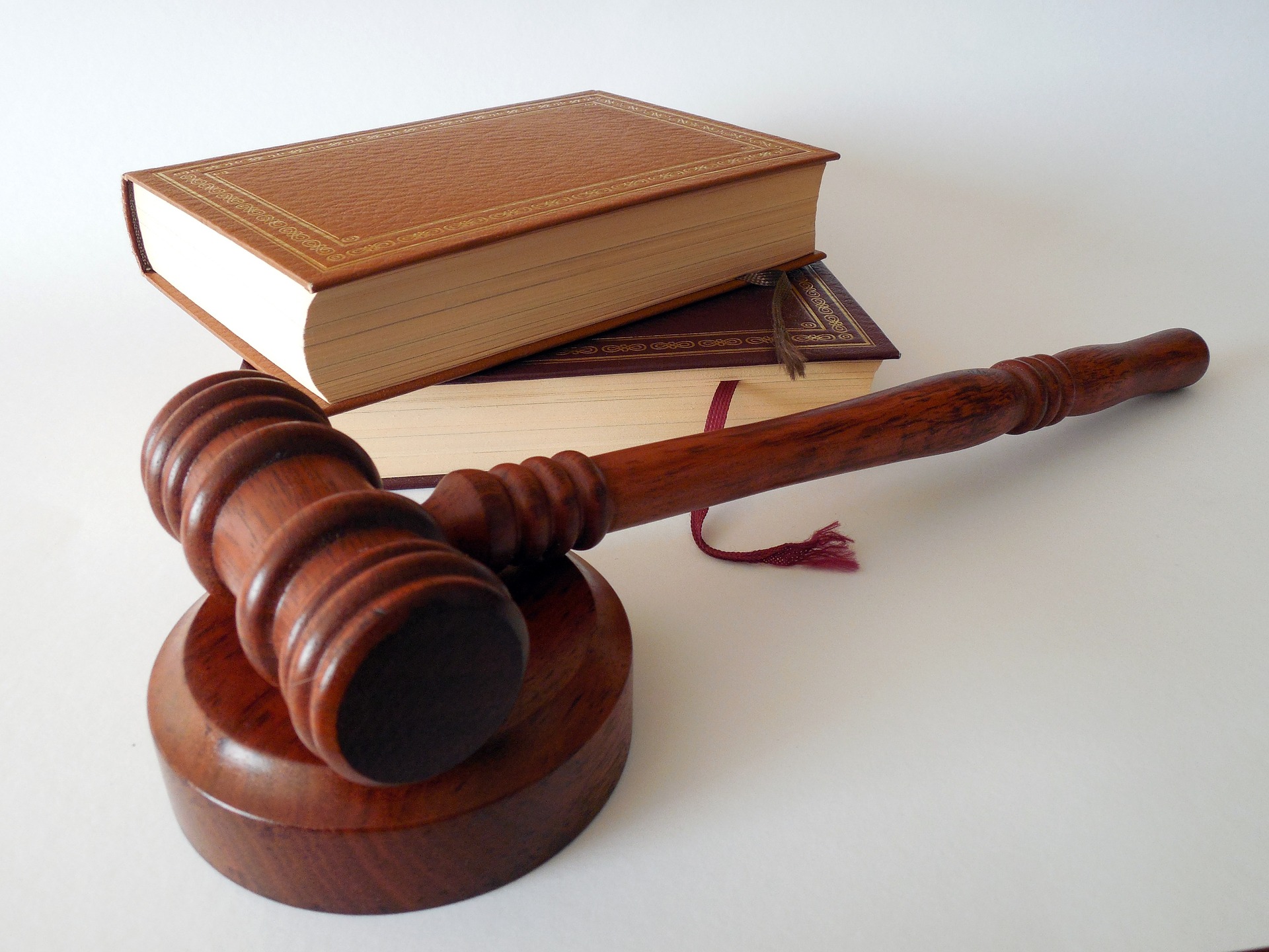 Juridiska tjänster gratis – för vem och när?